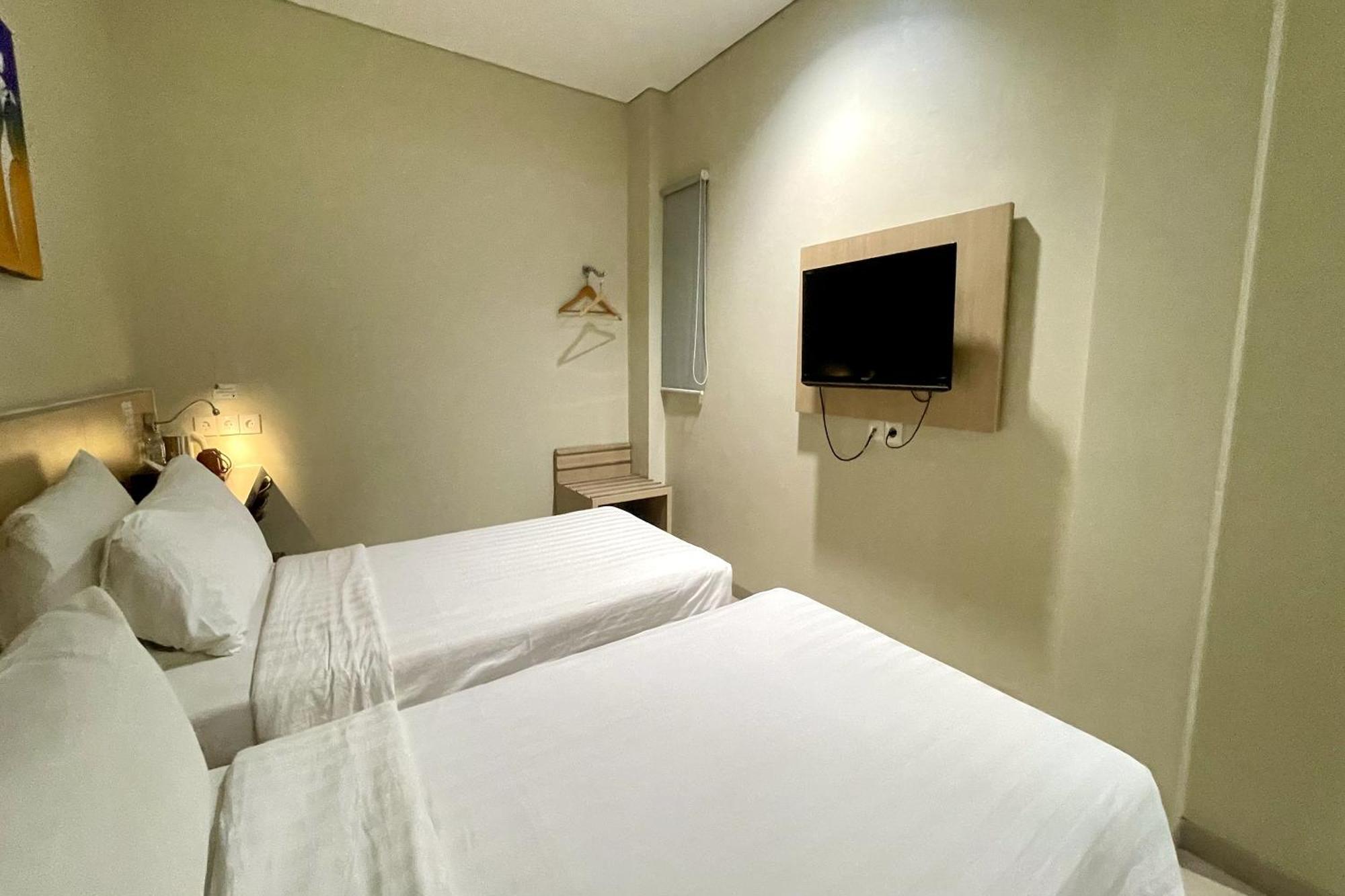 Lemo Serpong Hotel