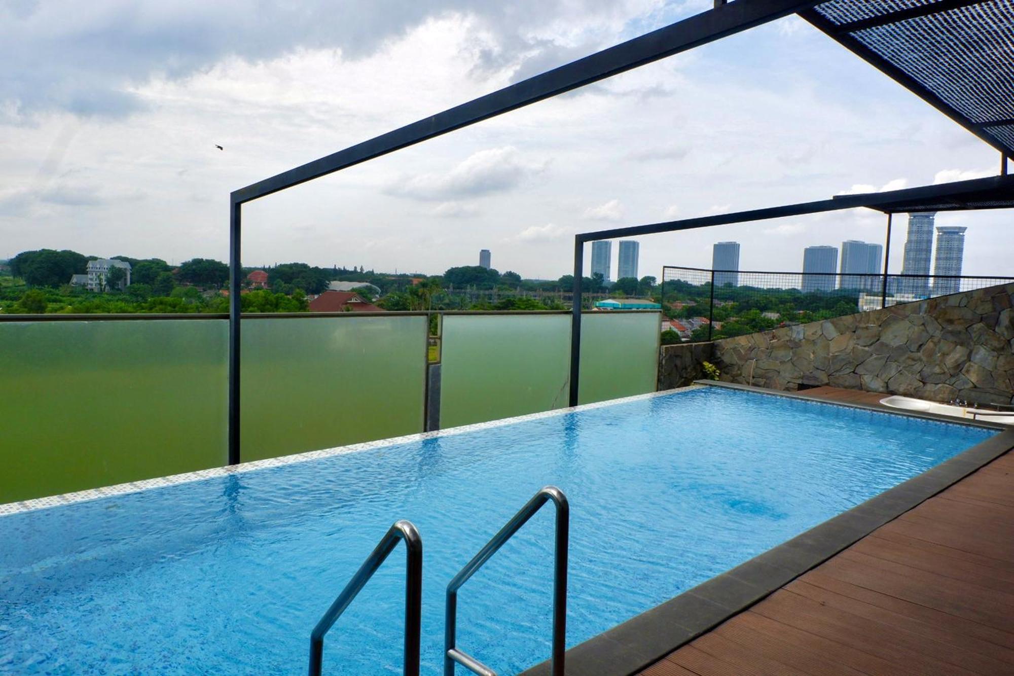 Hotel Lemo Serpong Tangerang